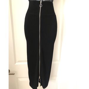 H&M Black pencil skirt